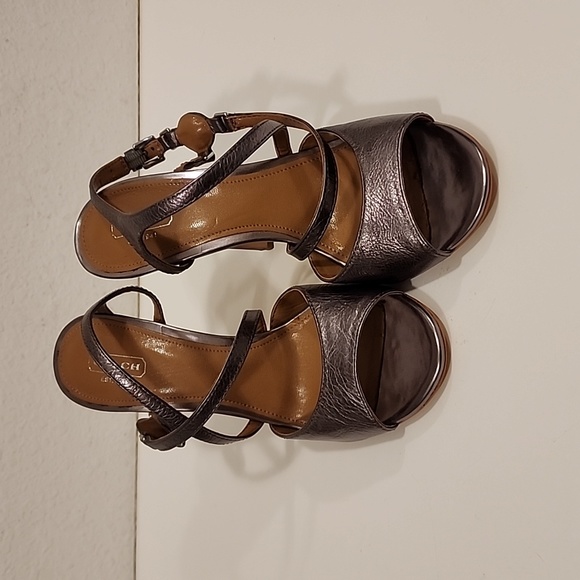Coach heels - Picture 2 of 4